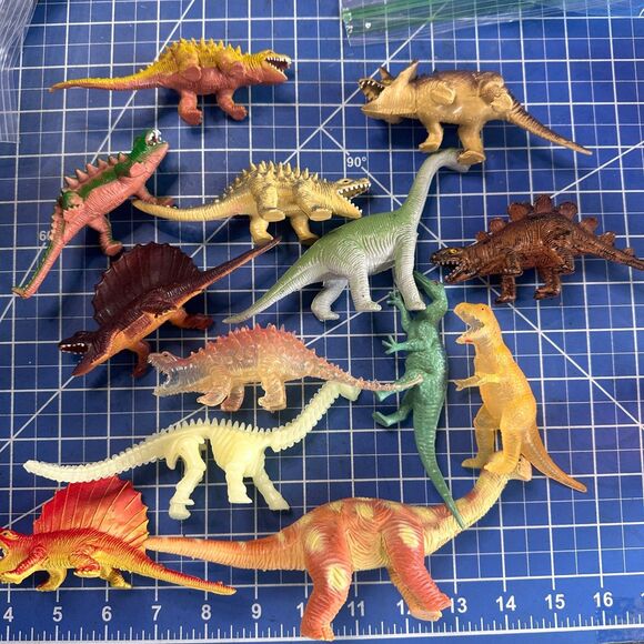 DINOSAUR vintage 1980-90s China bundle 20229 217 - Picture 1 of 1